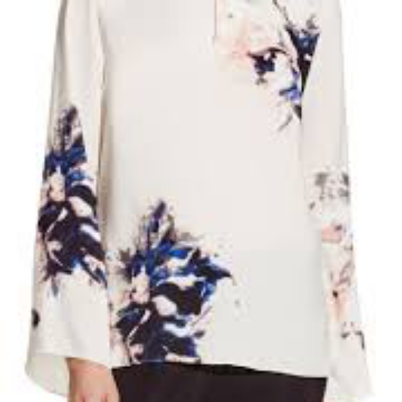 Vince Camuto Tops - Vince Camuto Floral Bell Sleeve Blouse sz L